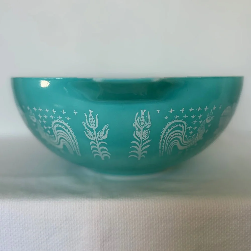 Vintage PYREX 444 Large 4 QT Amish Butterprint Cinderella Mixing Bowl - Picture 2 of 12
